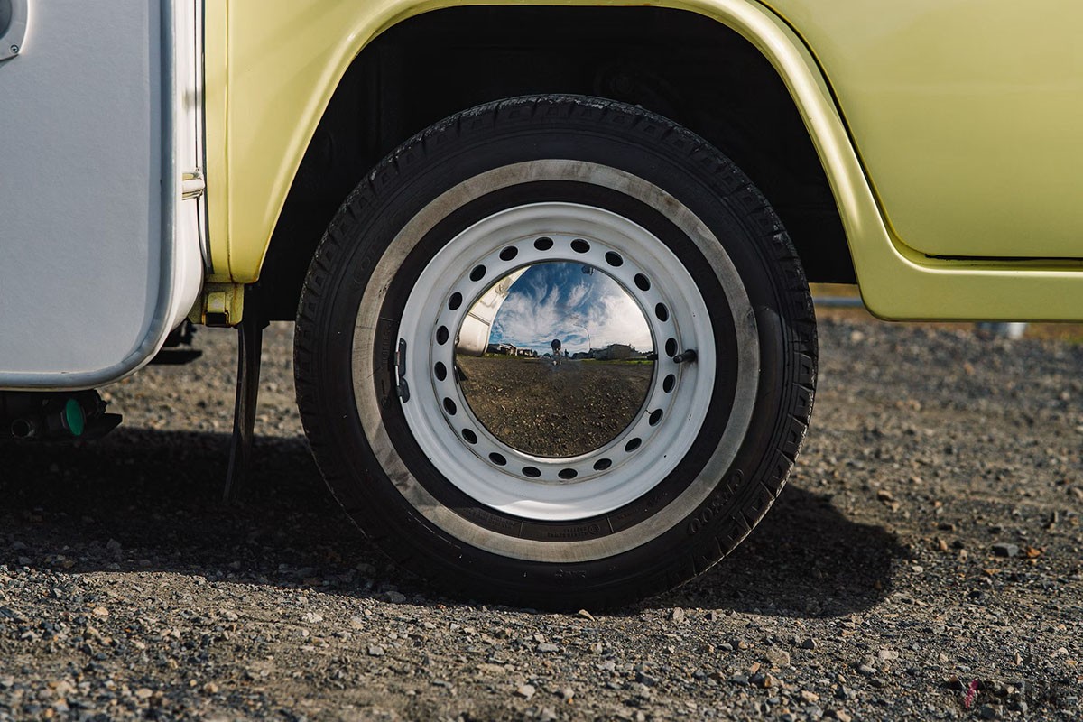 オンラインオークションで落札された1975年式VW「タイプ2モーターホーム」