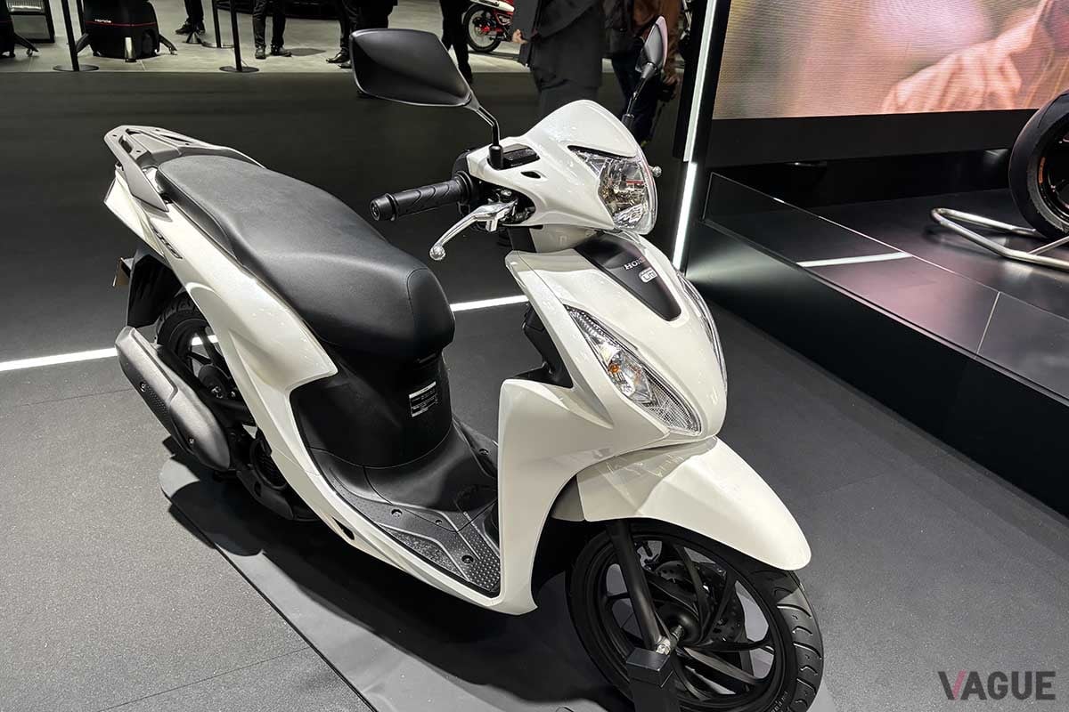 ジャパンモビリティショー2025ホンダブースで展示されたホンダ新型「ディオ110ライト」