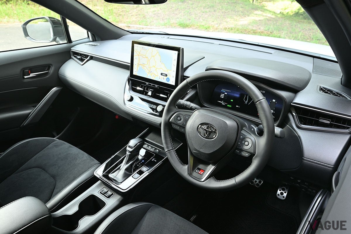 トヨタ「カローラ クロス GRスポーツ」