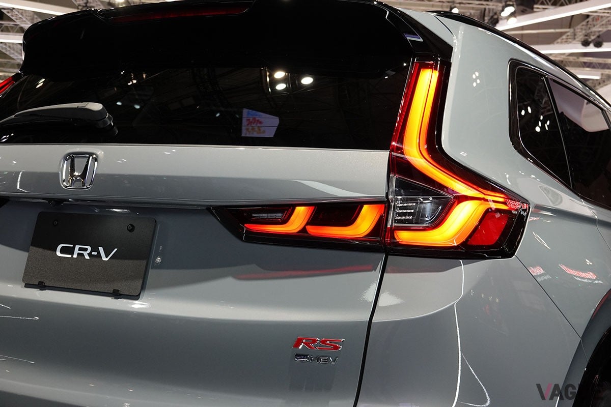 今冬、発売予定のホンダ新型「CR-V e：HEV RS ブラックエディション」