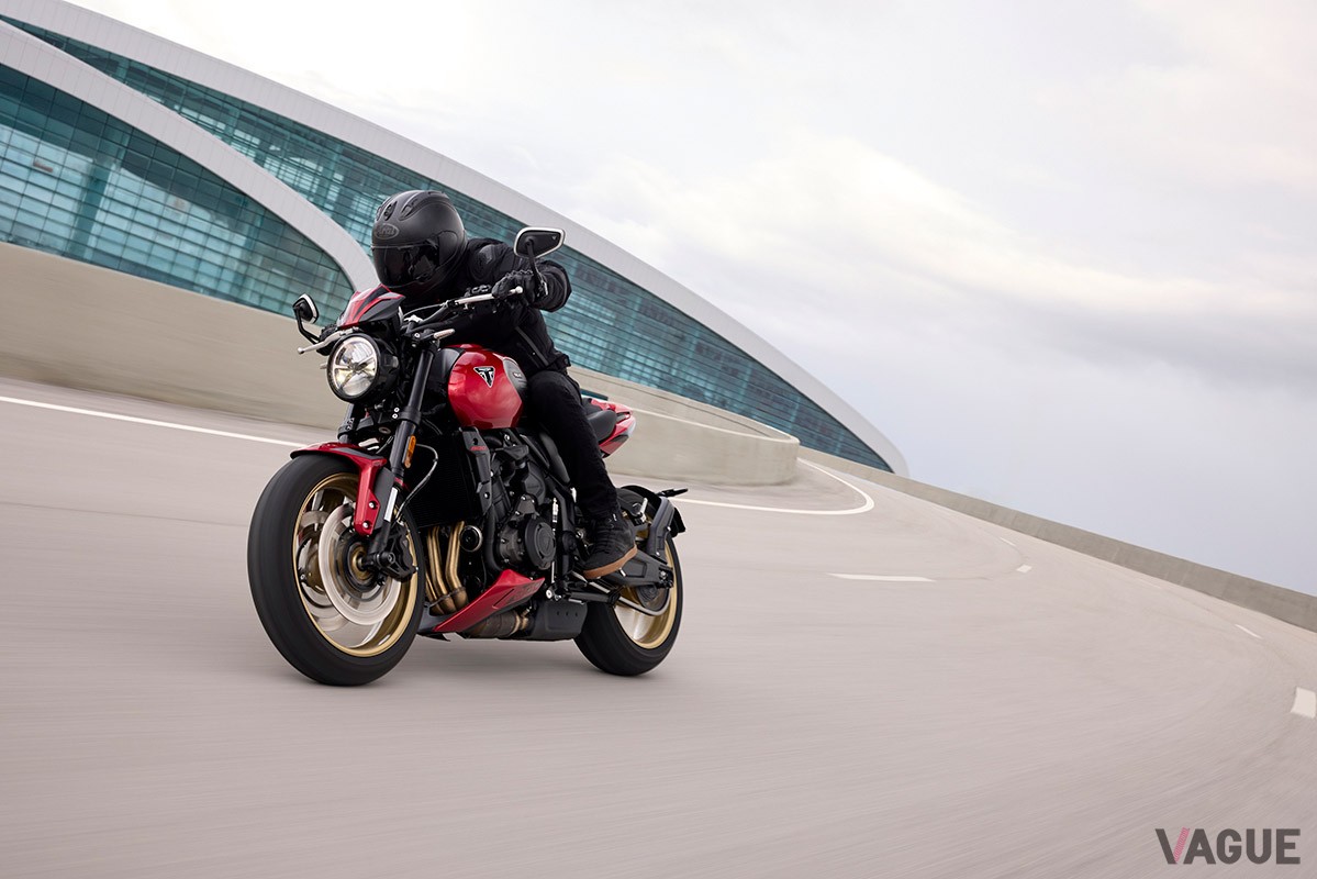 トライアンフの新型ロードスター「トライデント800」
