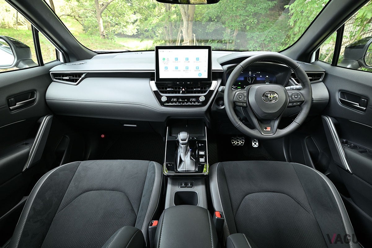 トヨタ「カローラ クロス GRスポーツ」