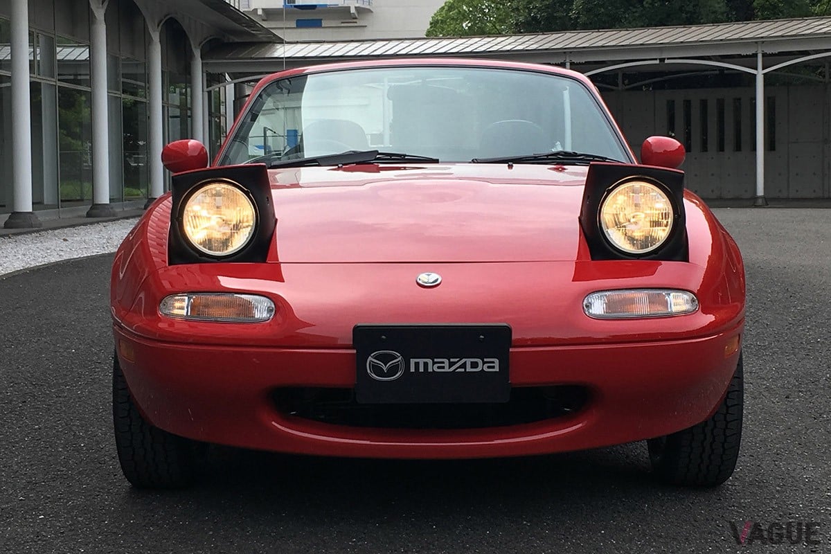 1989年に登場した初代「ロードスター」。ライトウェイトスポーツ人気を復活させた歴史的モデル