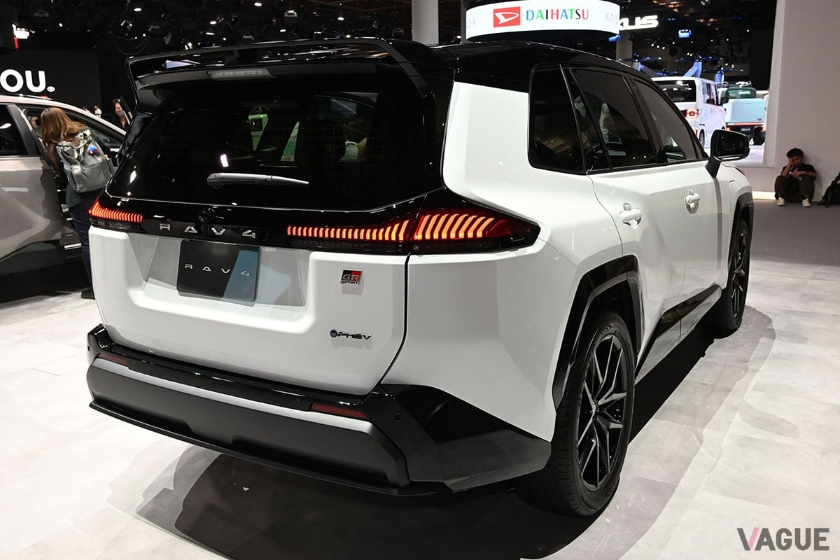 トヨタ新型「RAV4 GRスポーツ」