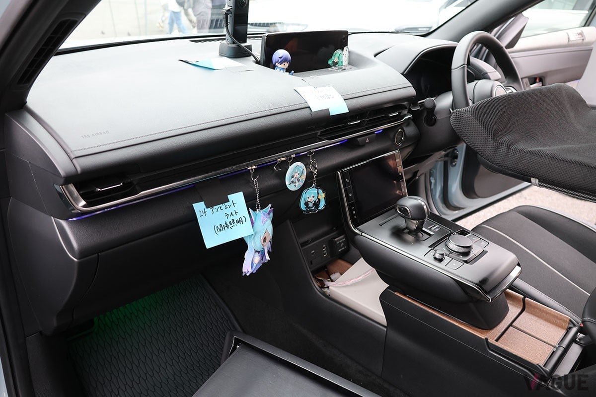 車中泊仕様のマツダ「MX-30」