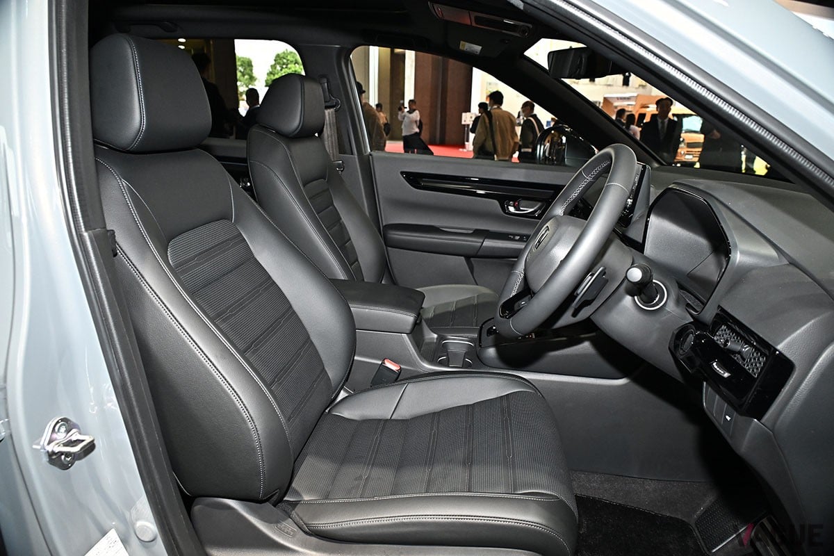 今冬、発売予定のホンダ新型「CR-V e：HEV RS ブラックエディション」