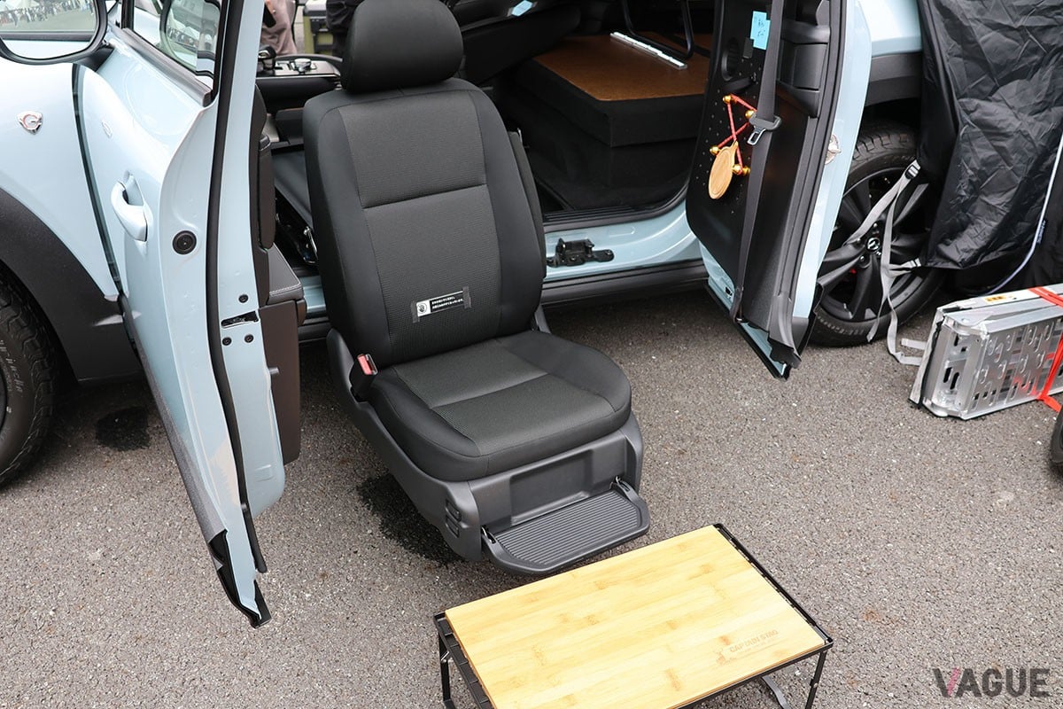 車中泊仕様のマツダ「MX-30」