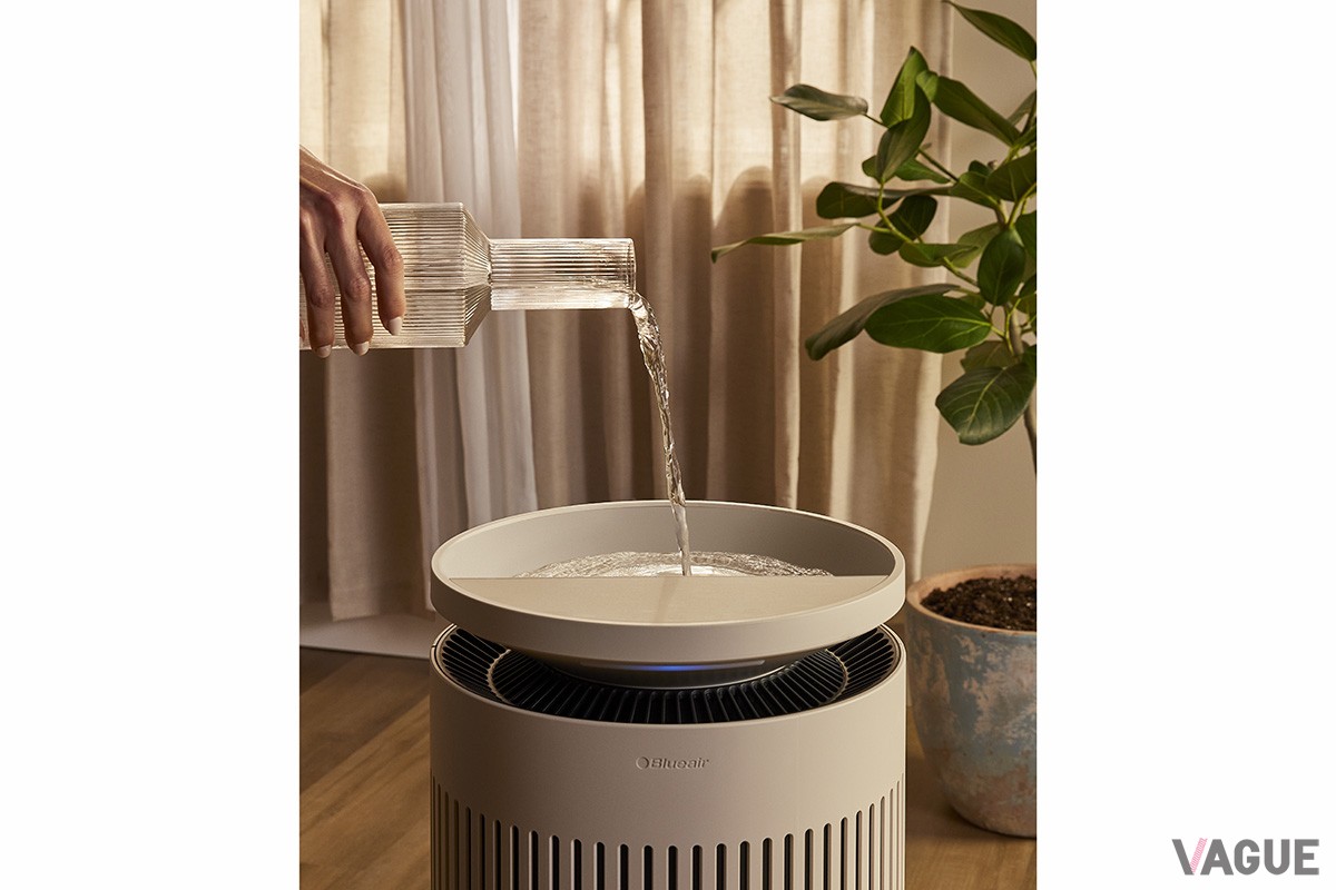 こちらも本体上部からの給水が可能な2WAY給水システムを採用。大きく重い本体を動かすことなく、手軽に給水することができる
