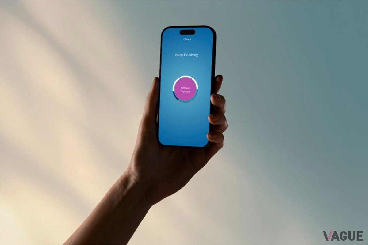 スマートフォンのアプリと連携して磨き方のアドバイスがもらえたり、日々の歯磨きのトラッキングができる
