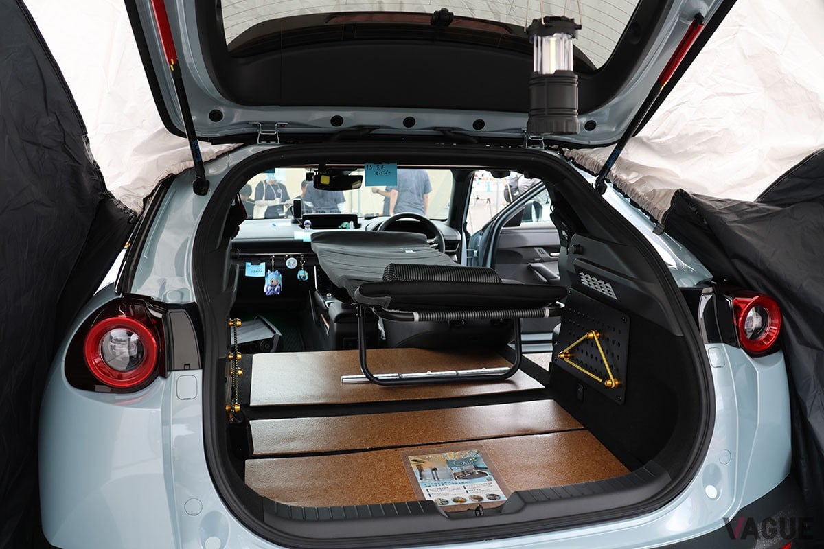 車中泊仕様のマツダ「MX-30」