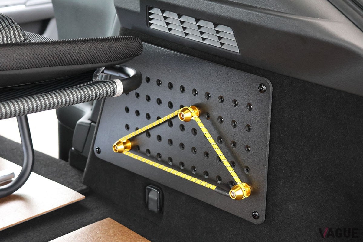 車中泊仕様のマツダ「MX-30」