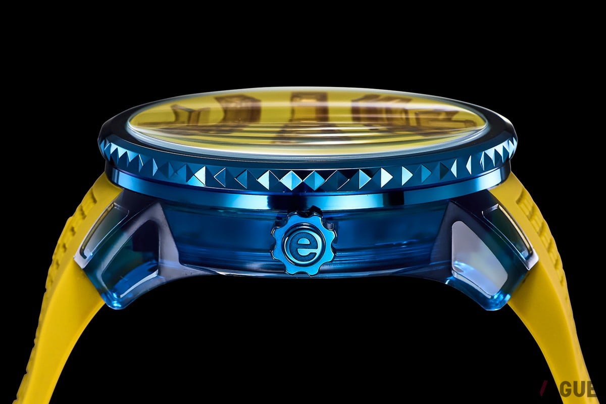 テンデンスらしい大胆なケース