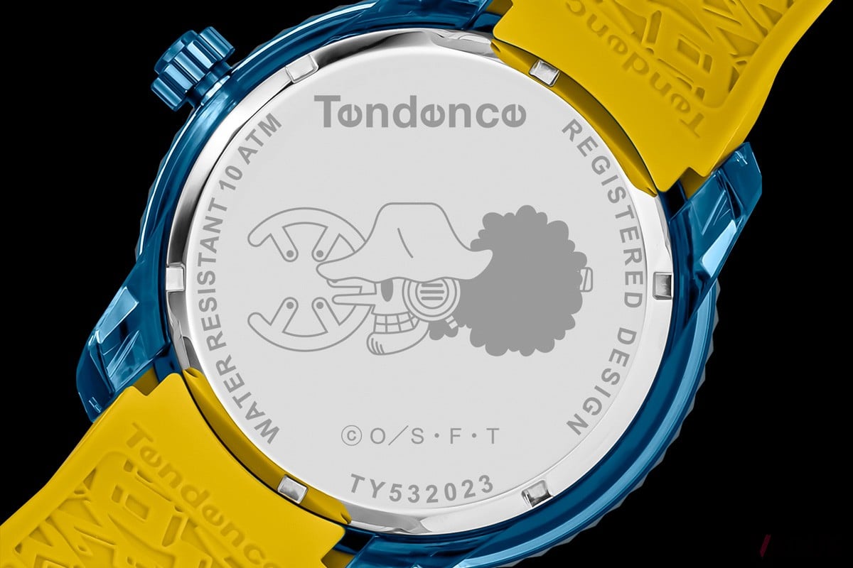 ケースバックのデザインにも注目 