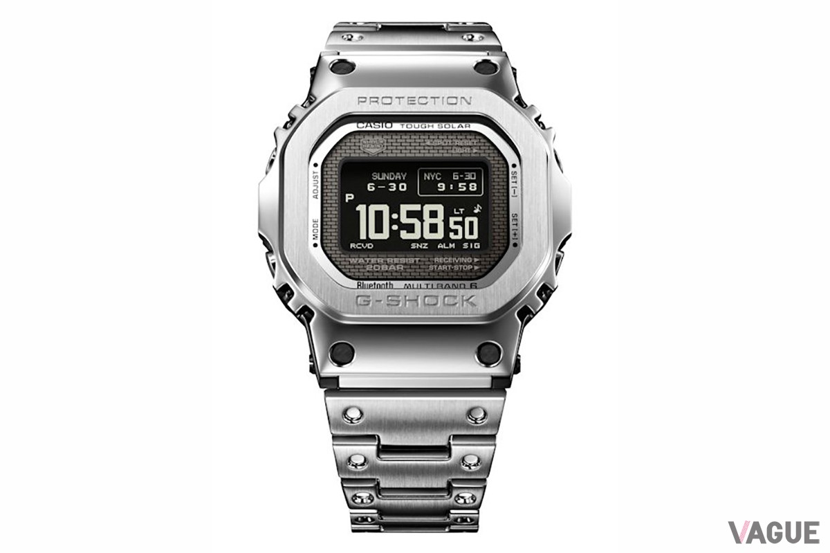 「カシオ フルメタルG-SHOCK GMW-BZ5000D-1」シルバー 9万3500円（消費税込）