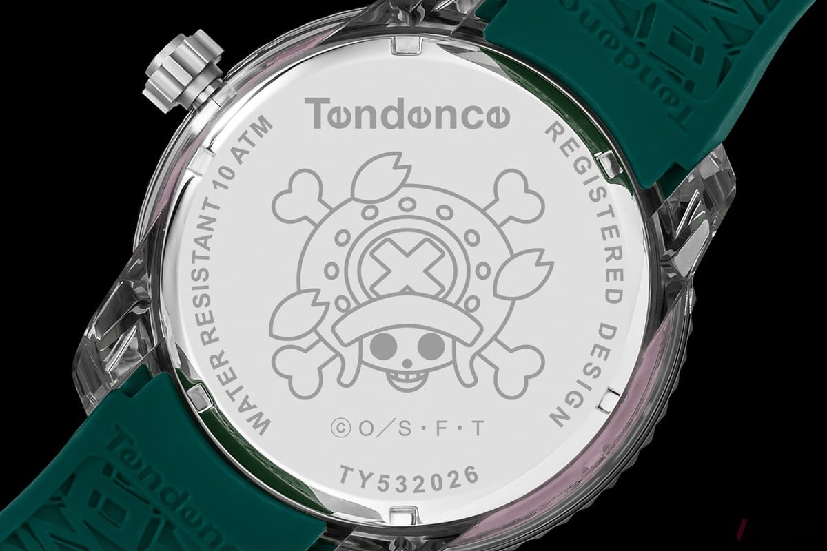 ケースバックのデザインにも注目 