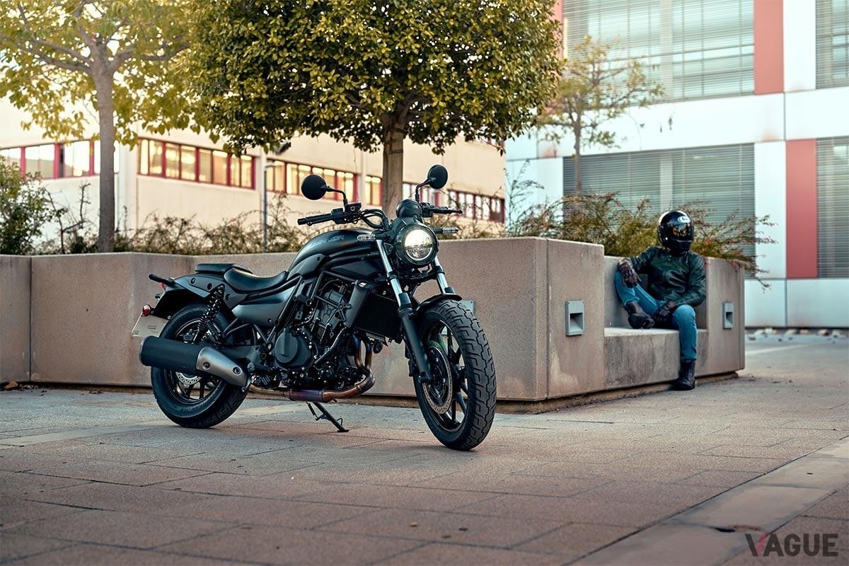 カワサキ「エリミネーター400」