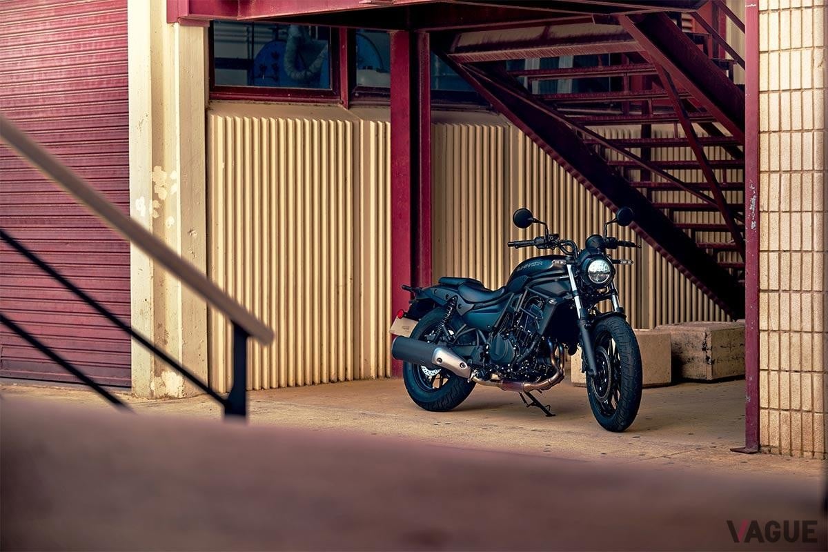 カワサキ「エリミネーター400」