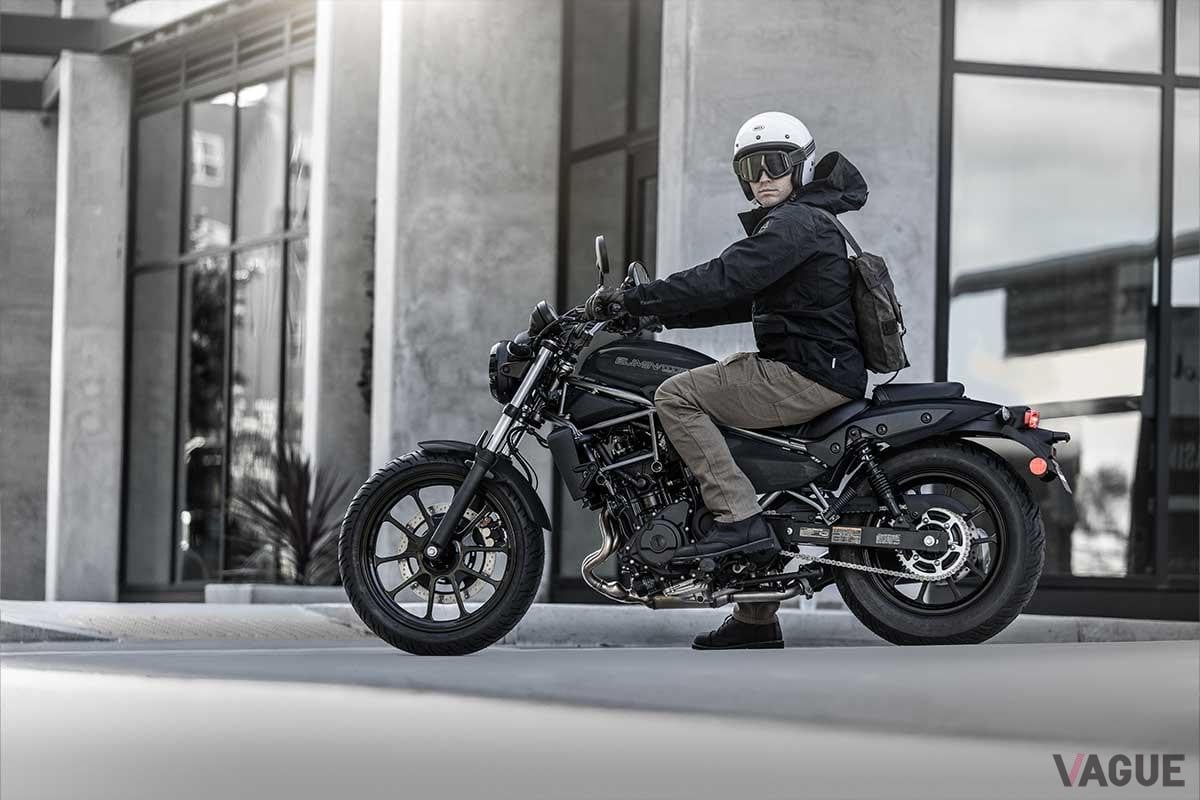 カワサキ「エリミネーター400」