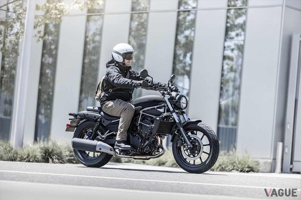 カワサキ「エリミネーター400」