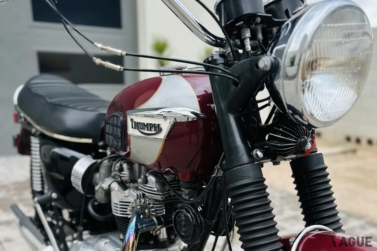 米国オンラインオークションに登場、落札された1970年式トライアンフ「ボンネビルT120R」