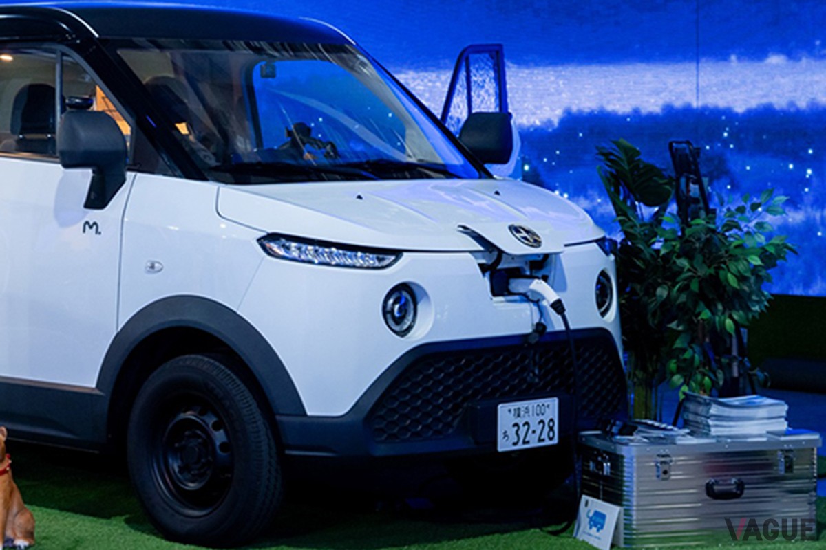 「Japan Mobility Show 2025」で展示されたEVキャンピングカー「moonn.」の「T-01」