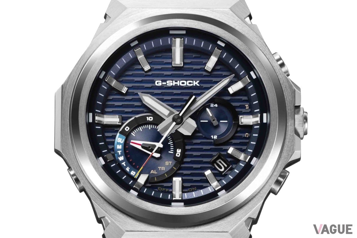 こちらはブルーのダイヤルによるバリエーション（GST-B1000D-2A）
