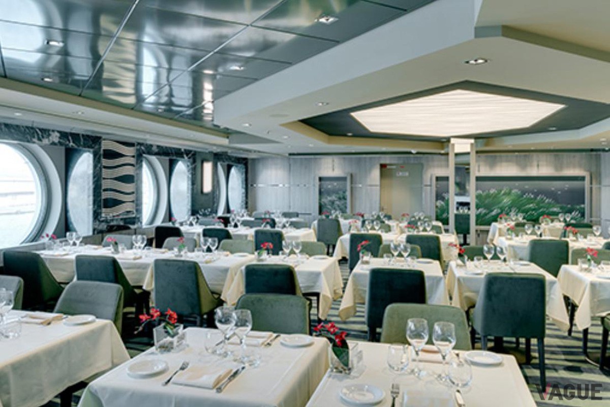 メインダイニング　ポシドニア