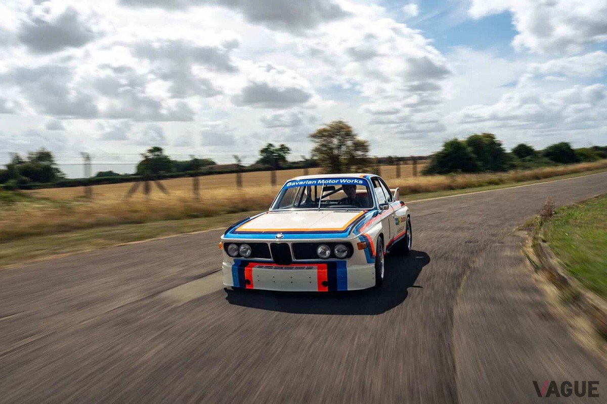 BMW M社の前身であるBMW Motorsport GmbHが初めて手がけたシャシーナンバー「E9/R1」の「3.0 CSL Werks」（C）ディラン・マイルズ