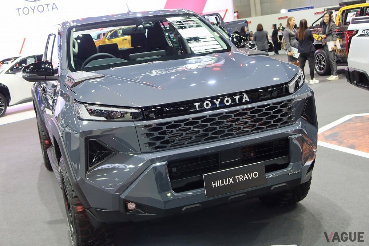 トヨタ新型「ハイラックス」のダブルキャブ