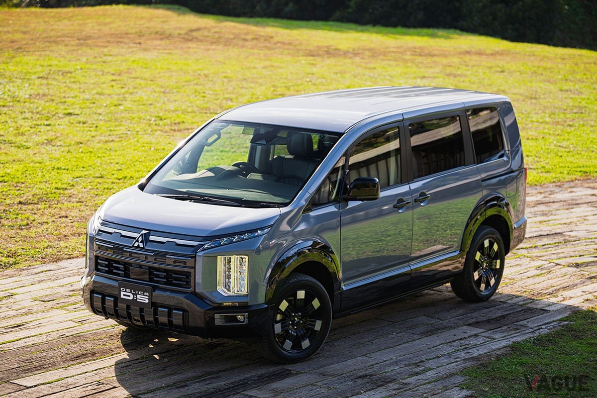 三菱「デリカD：5」