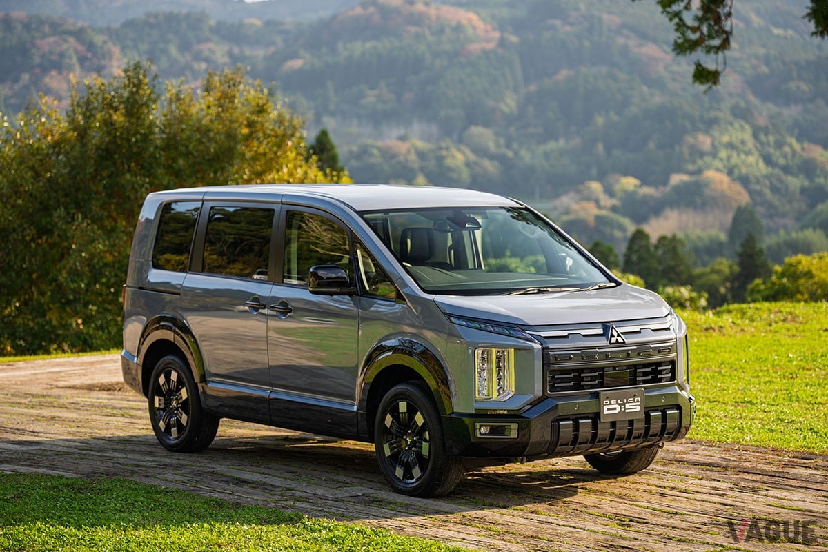 三菱「デリカD：5」