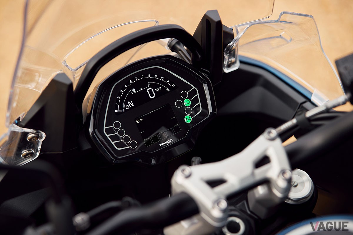 トライアンフ新型「タイガー スポーツ 800 ツアー」