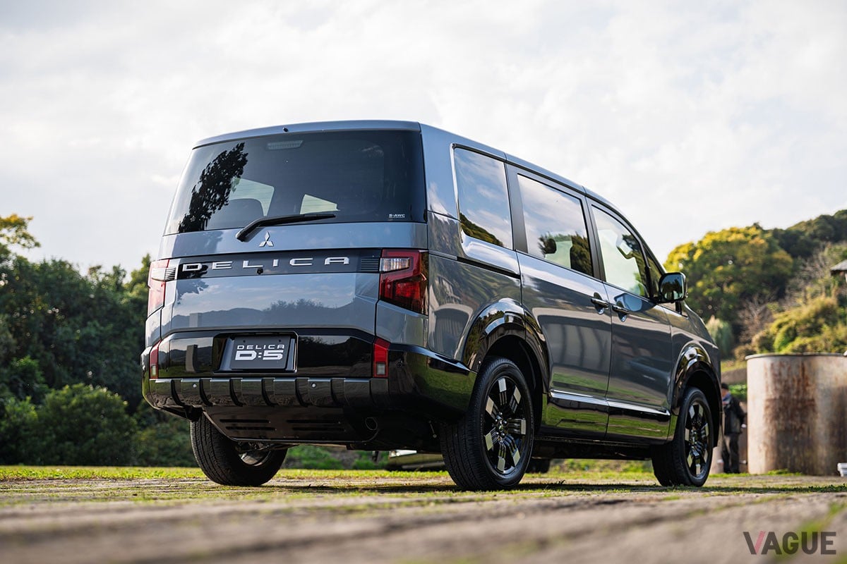 三菱「デリカD：5」