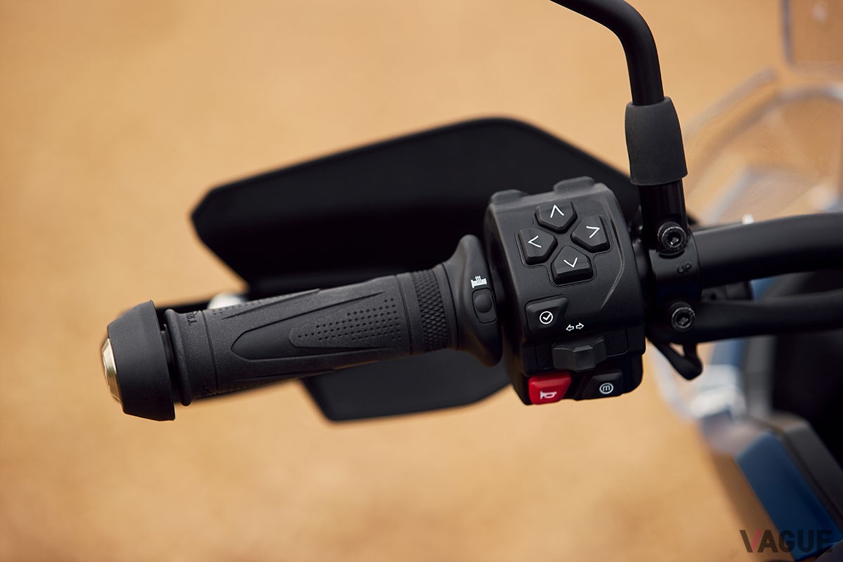 トライアンフ新型「タイガー スポーツ 800 ツアー」