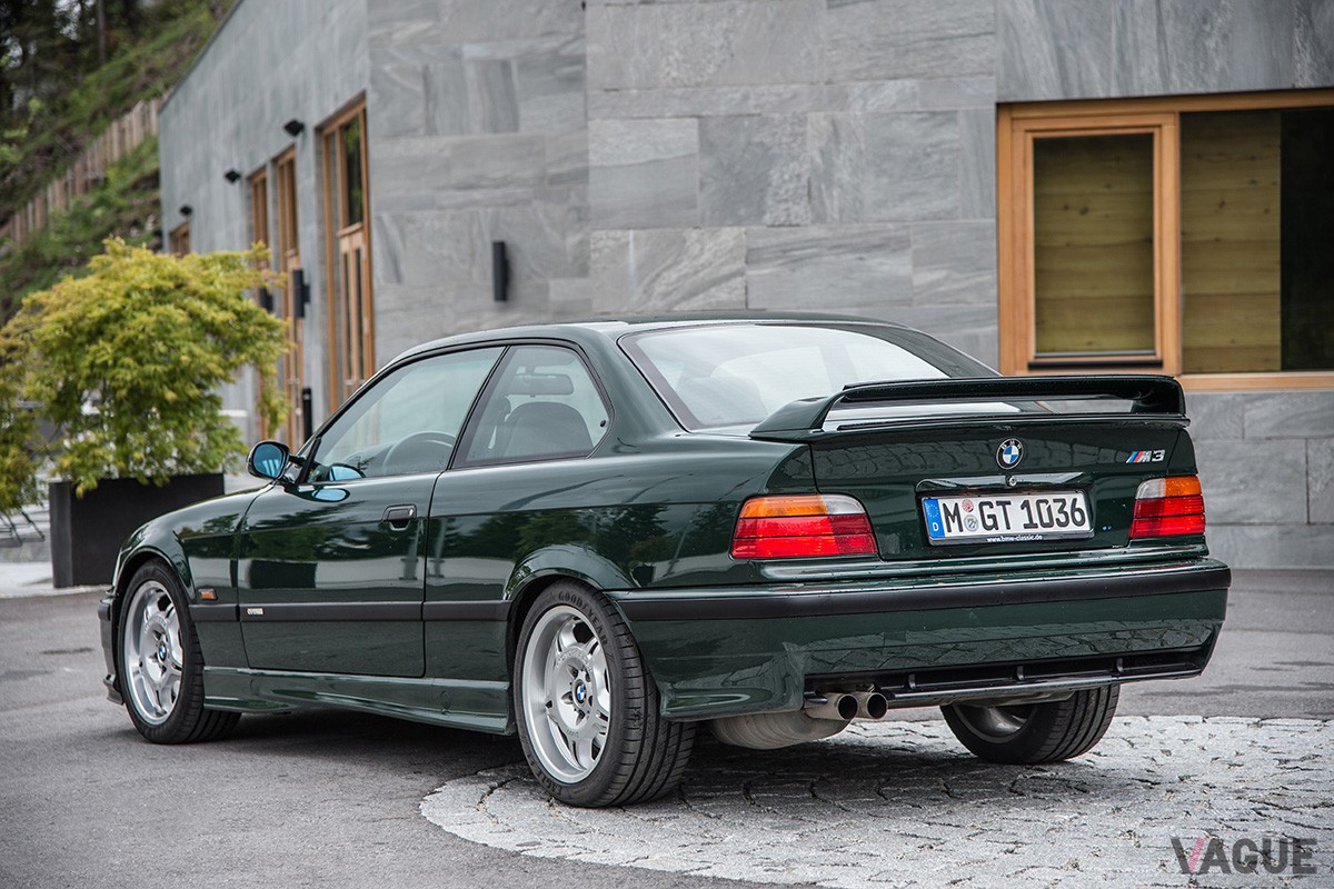 「M3 GT」はドイツのみで販売された希少モデル。ボディカラーはブリテッシュ・レーシング・グリーンを採用
