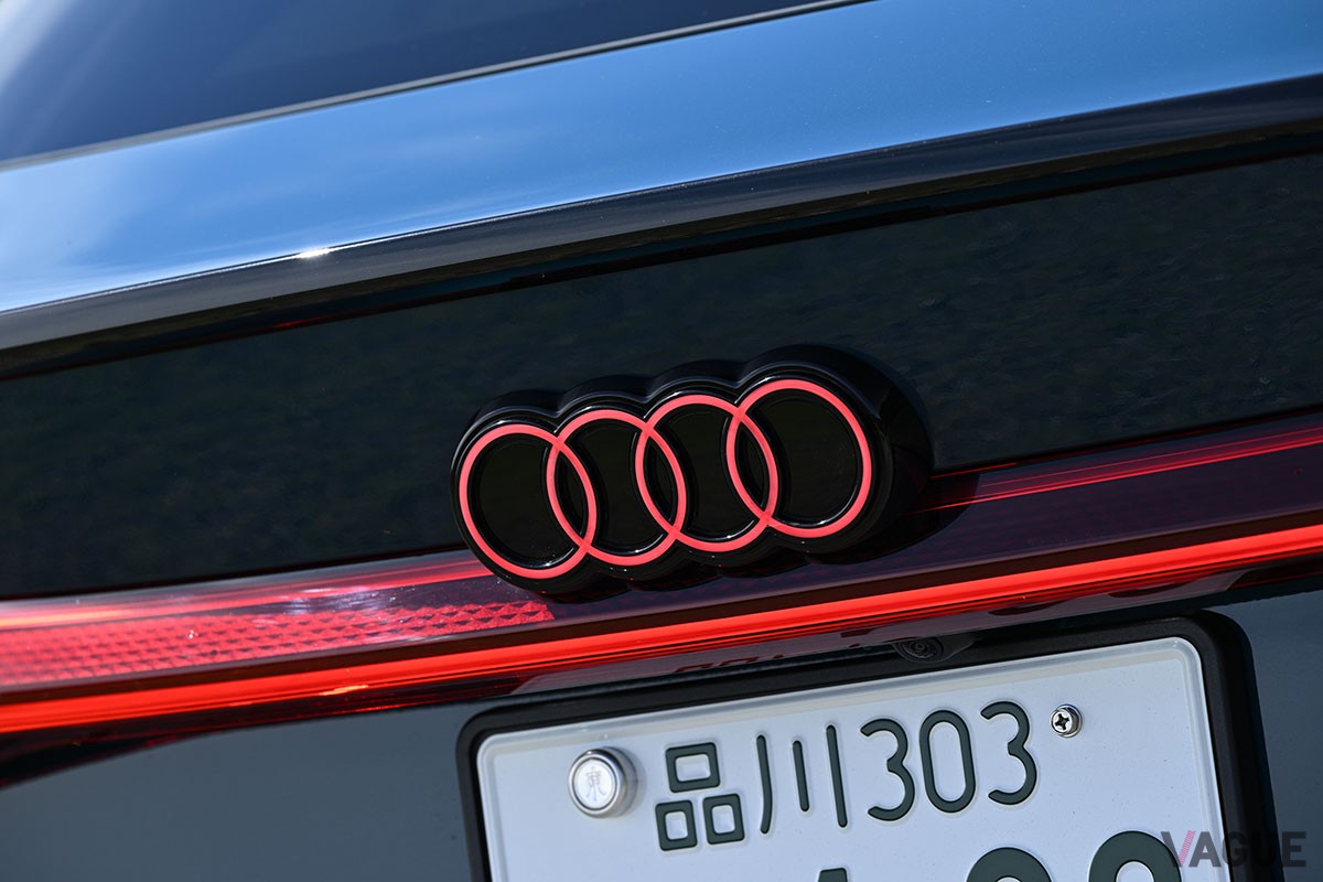 アウディ新型「S6 スポーツバックe-tron」