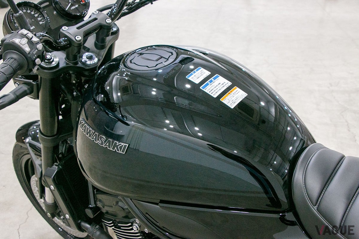 カワサキ新型「Z900RS ブラックボールエディション」