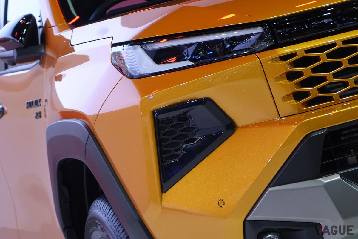 トヨタ新型「ハイラックス」のダブルキャブ