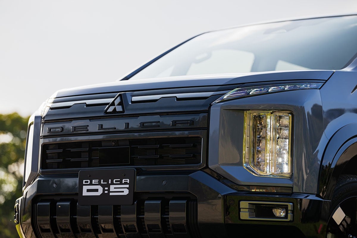 三菱「デリカD：5」
