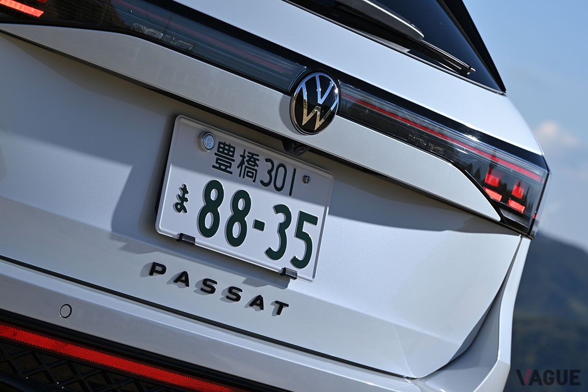 フォルクスワーゲン「パサート TDI 4モーション Rライン」