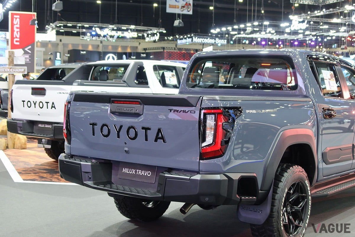 トヨタ新型「ハイラックス」のダブルキャブ
