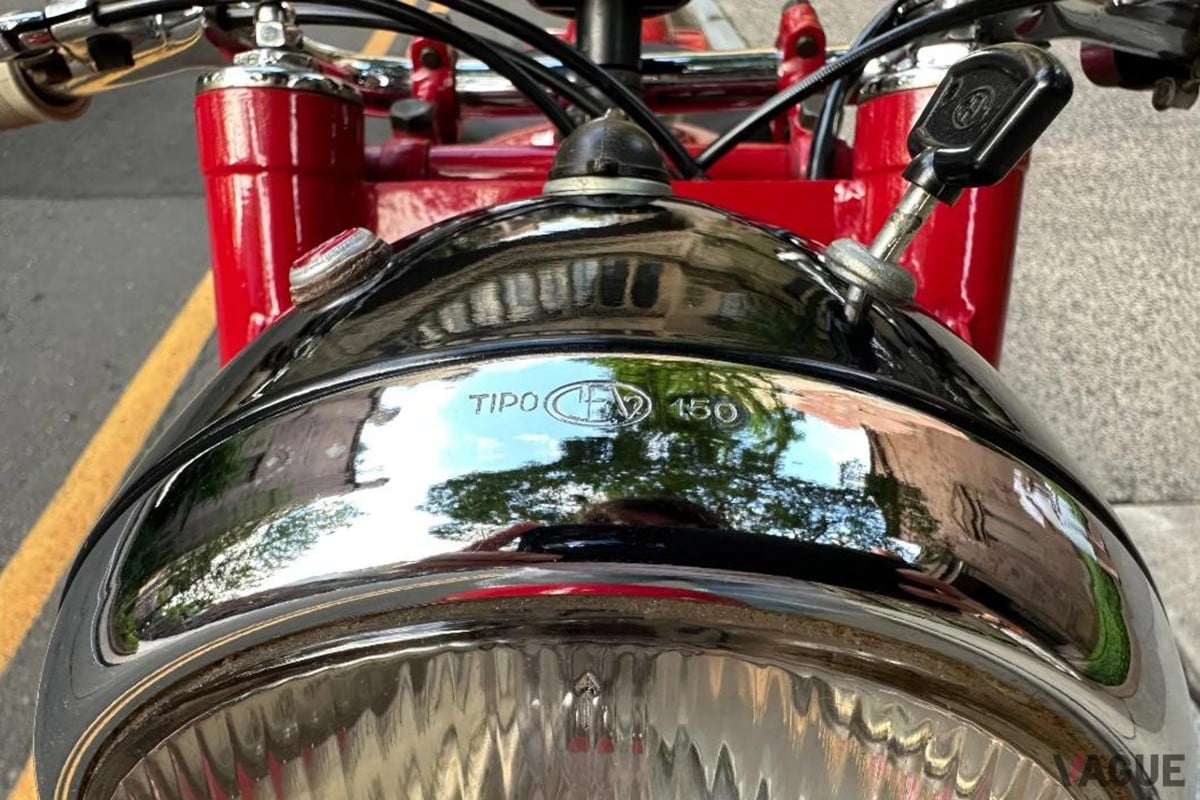 オークションに出品された1953年式モト・グッツィ「アイローネ スポルト」