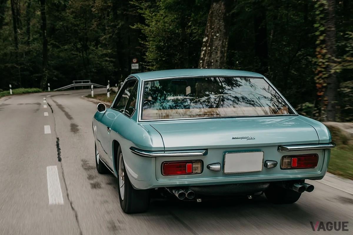 オークションで落札された1969年式ランボルギーニ「イスレロ」(c)BROAD ARROW Auctions