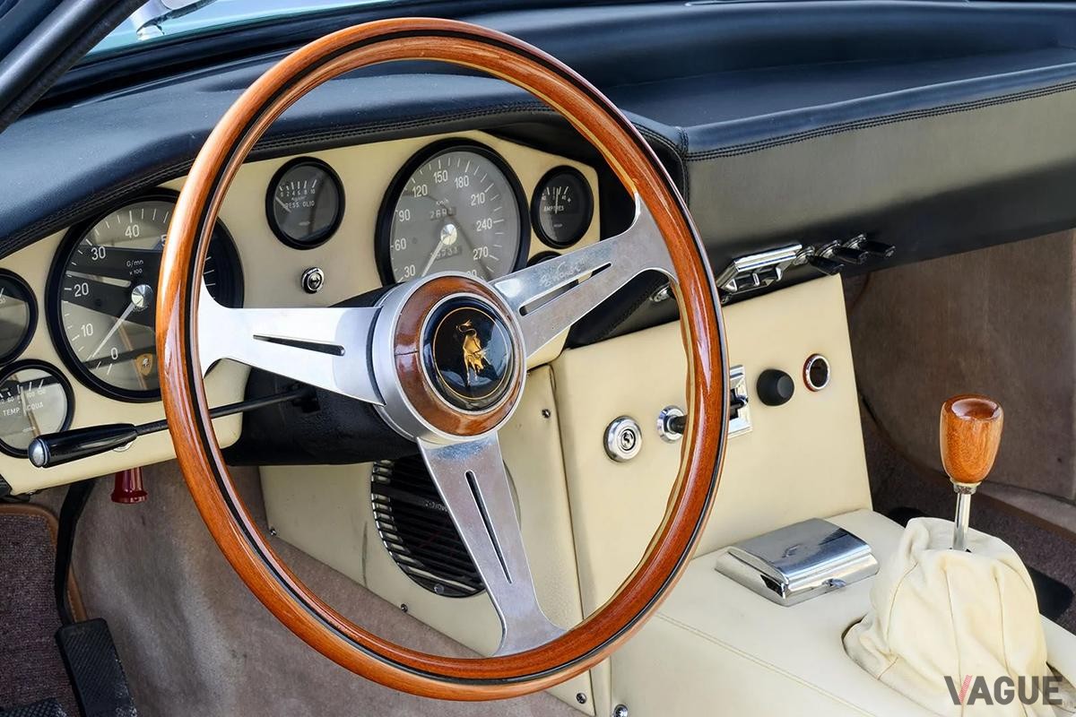 オークションで落札された1969年式ランボルギーニ「イスレロ」(c)BROAD ARROW Auctions