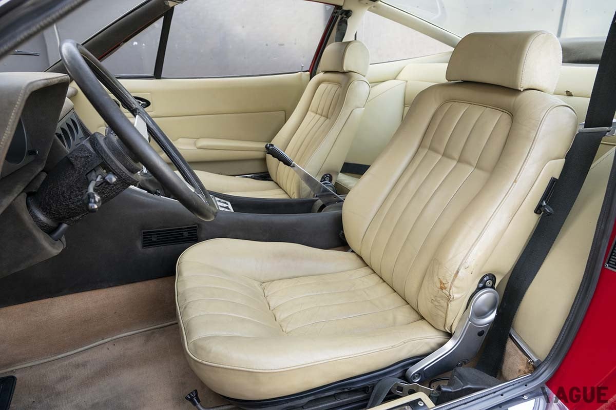 オークションに出品され、約2631万円で落札された1972年式フェラーリ「365GTC／4」Robin Adams(c)2025 Courtesy of RM Sotheby's