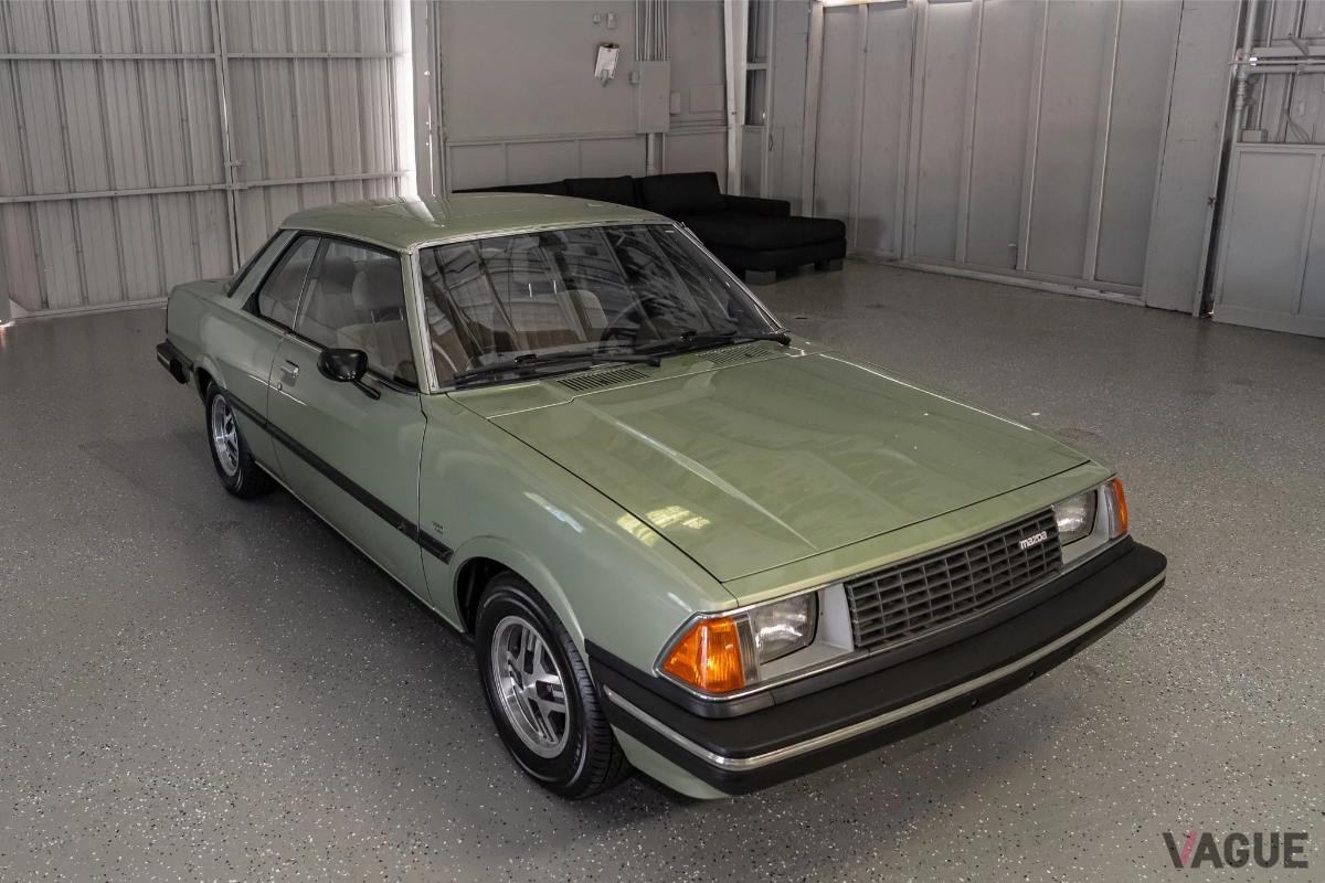 米国オークションに出品、落札された1982年式マツダ「626クーペ」