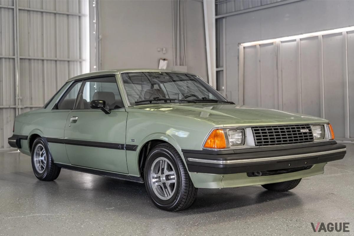 米国オークションに出品、落札された1982年式マツダ「626クーペ」
