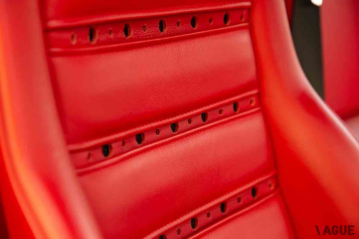 オークションに出品され落札された1993年式ランボルギーニ「ディアブロ」Tom Gidden(c)2025 Courtesy of RM Sotheby's