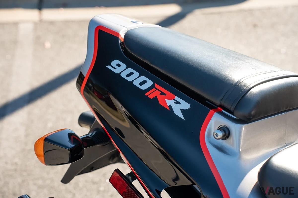 米国オンラインオークションに登場、落札された1993年式ホンダ「CBR900RR」(c)Bring a Trailer