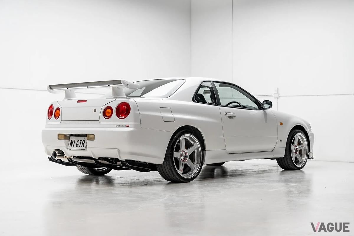 海外オークションに登場した1999年式日産「スカイラインGT-R VスペックN1」